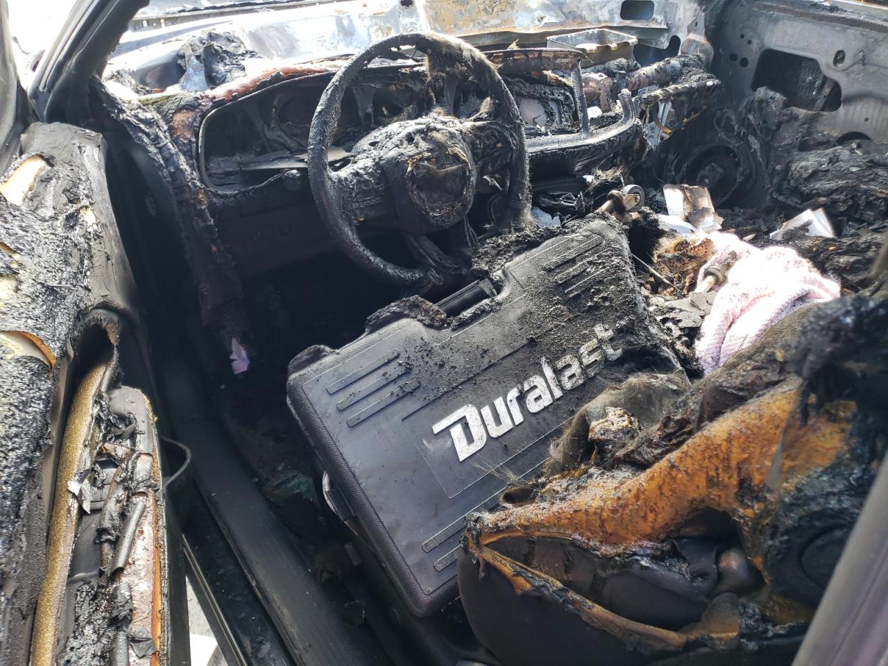 2017 Dodge Challenger VIN 2C3CDZBT0HH568807 Copart auction photo, burn damage thumbnail 8