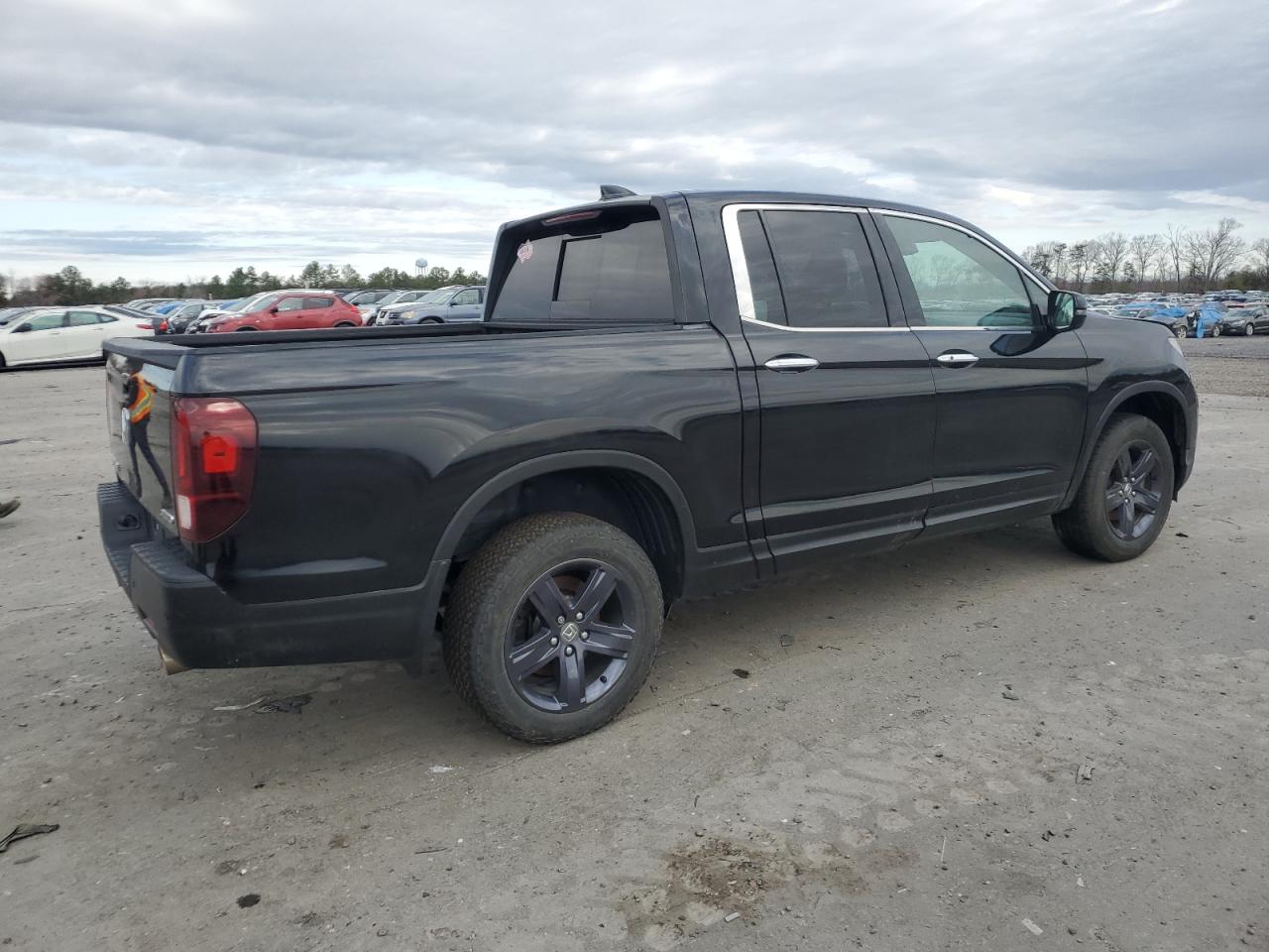 2021 Honda Ridgeline VIN 5FPYK3F74MB027672 Copart auction photo, burn - engine / minor dent/scratches damage thumbnail 3