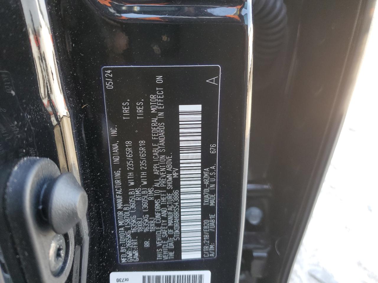2024 Toyota Highlander VIN 5TDKDRAH8RS543886 Copart auction photo, front end damage thumbnail 15