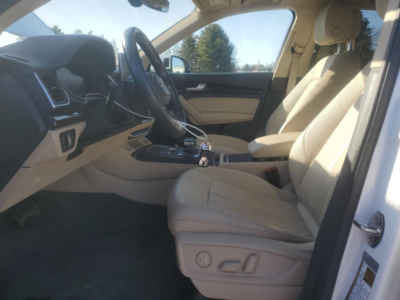 2020 Audi Q5 VIN WA1BNAFY7L2063645 Copart auction photo, front end damage thumbnail 7