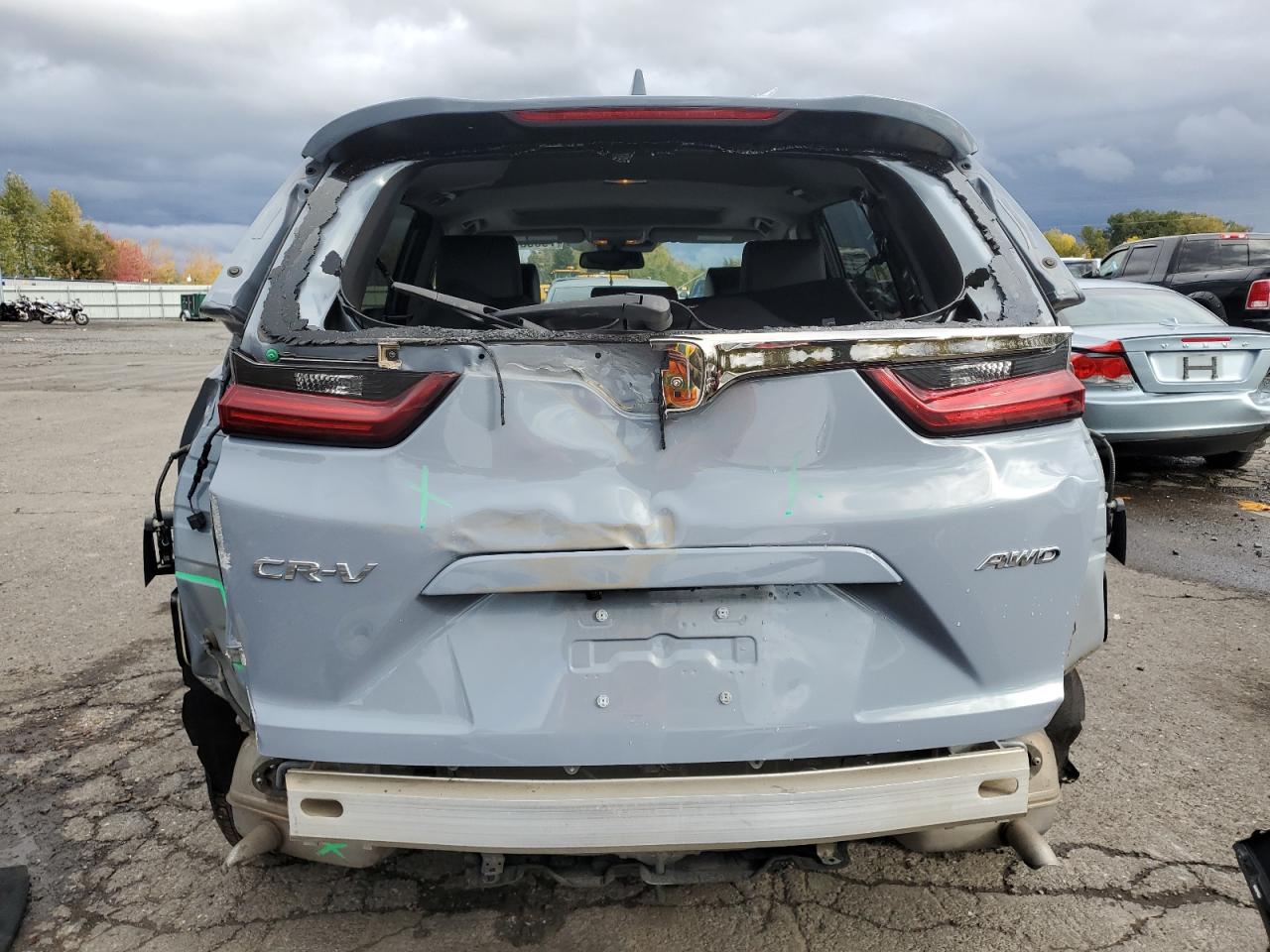 2022 Honda CR-V VIN 2HKRW2H8XNH614382 Copart auction photo, rear end / side damage thumbnail 6