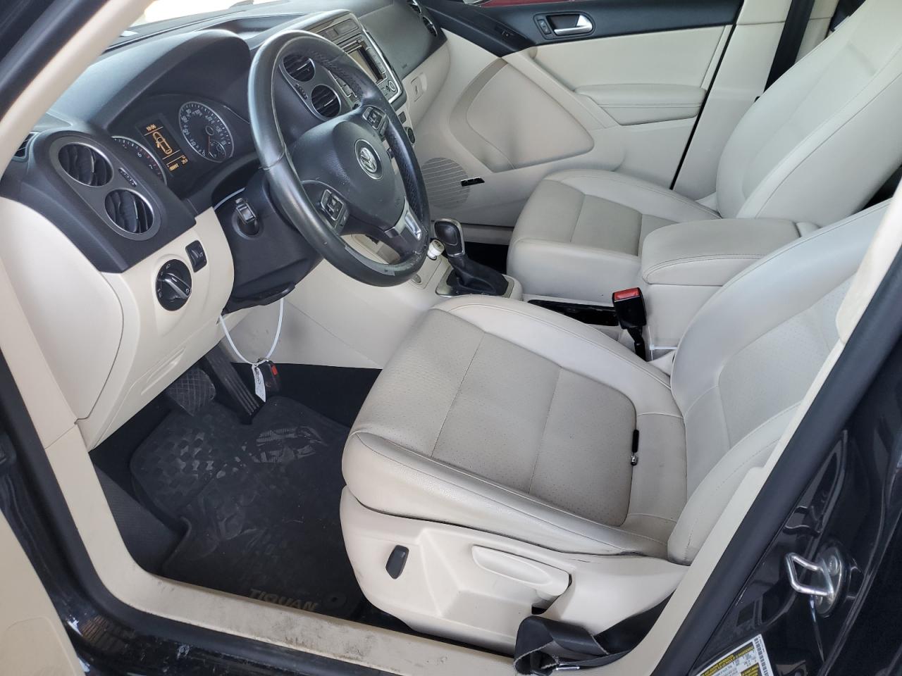 2015 Volkswagen Tiguan VIN WVGAV7AX8FW568038 Copart auction photo, rear end damage thumbnail 7