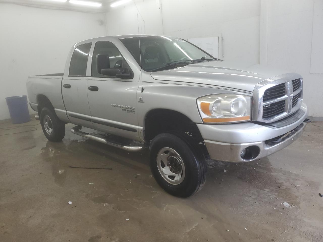 2006 Dodge RAM VIN 3D7KS28C86G141597 Copart auction photo, burn - engine / side damage thumbnail 4
