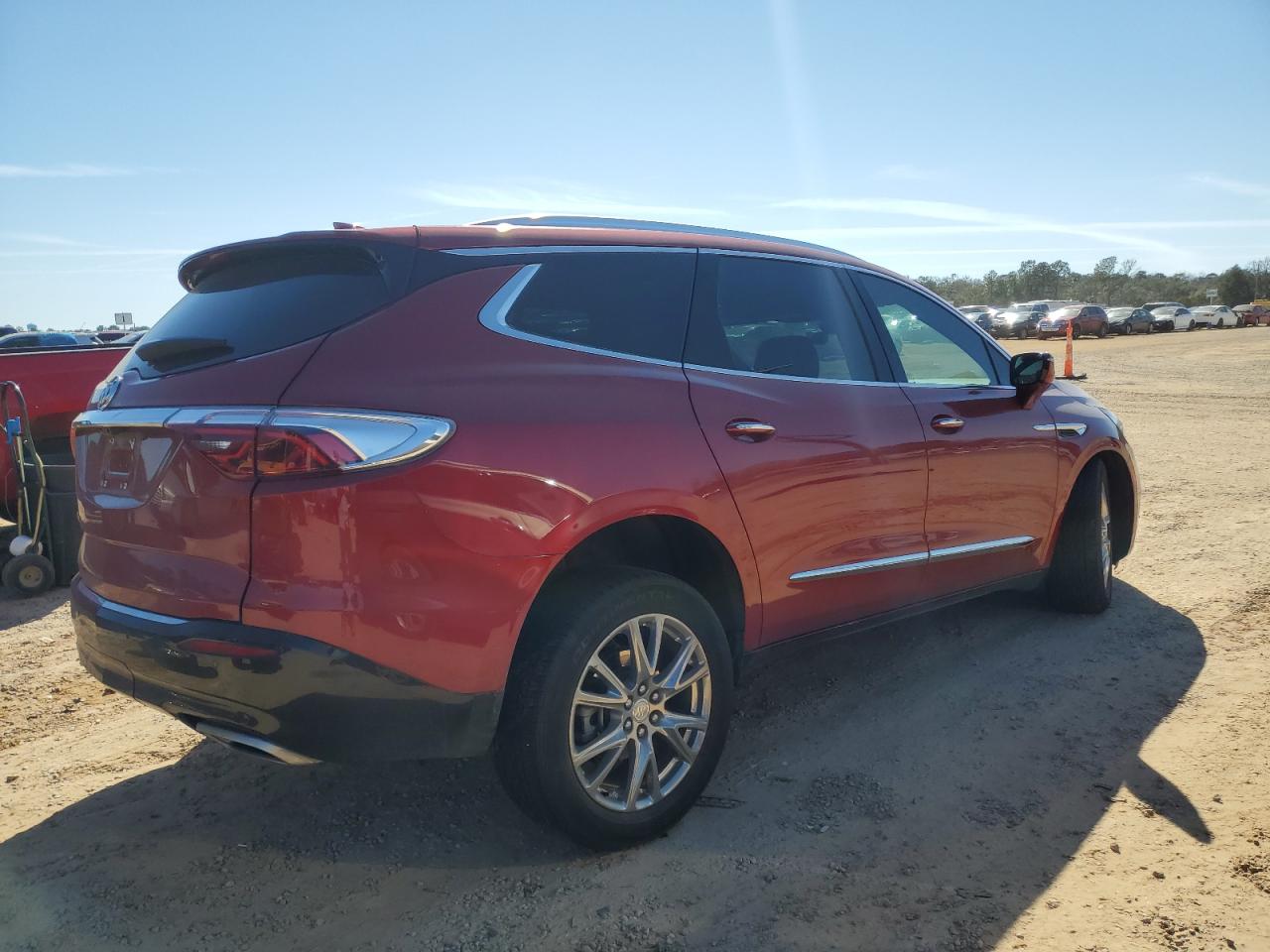 2022 Buick Enclave VIN 5GAERCKW5NJ163065 Copart auction photo, front end damage thumbnail 3