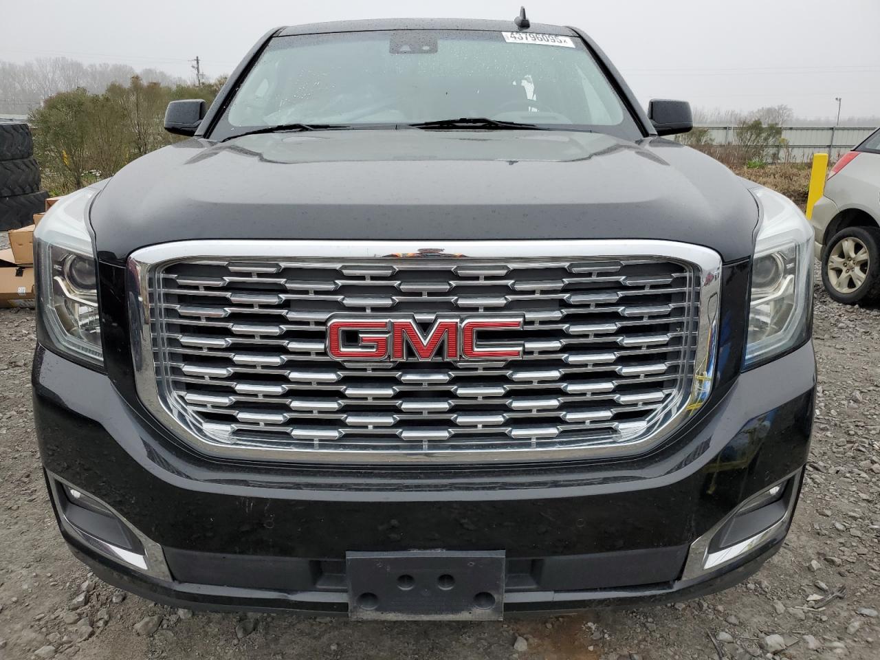2020 GMC Yukon VIN 1GKS2HKJ7LR198247 Copart auction photo, rear end / partial repair damage thumbnail 5