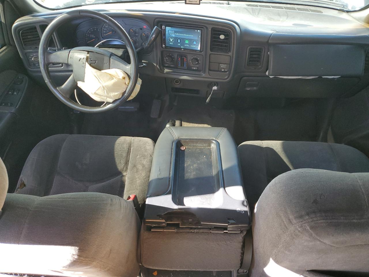 2003 Chevrolet Silverado VIN 2GCEK19T831104554 Copart auction photo, front end / rear end damage thumbnail 8