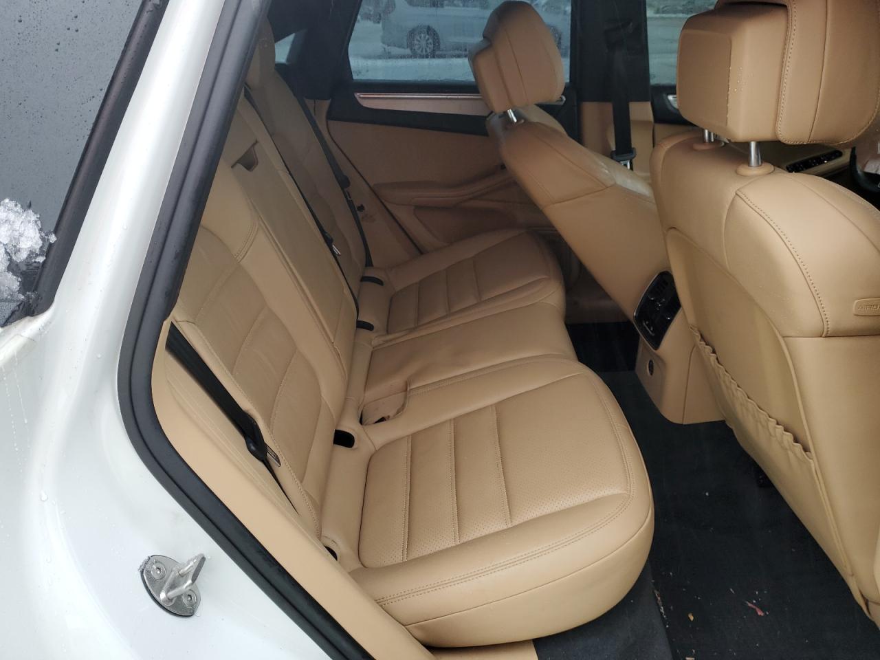 2018 Porsche Macan VIN WP1AG2A55JLB60055 Copart auction photo, front end / minor dent/scratches damage thumbnail 11