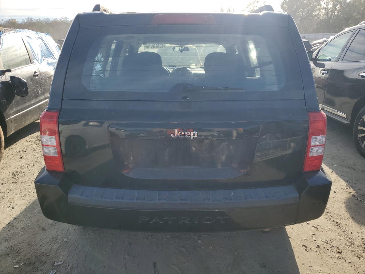 2010 Jeep Liberty (Patriot) VIN 1J4NT2GB7AD554043 Copart auction photo, front end damage thumbnail 6