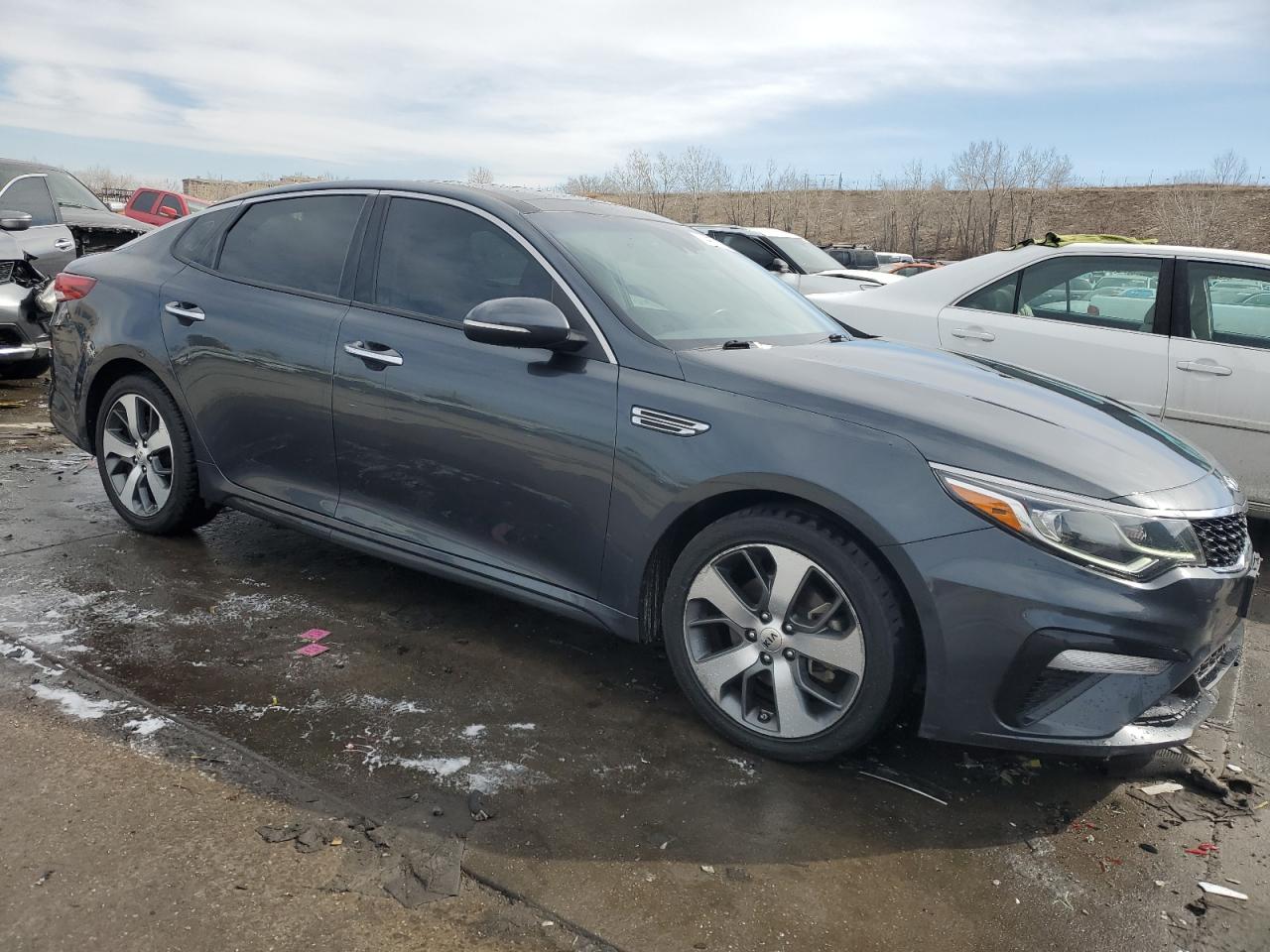 2019 KIA Optima VIN 5XXGT4L35KG379419 Copart auction photo, front end / side damage thumbnail 4