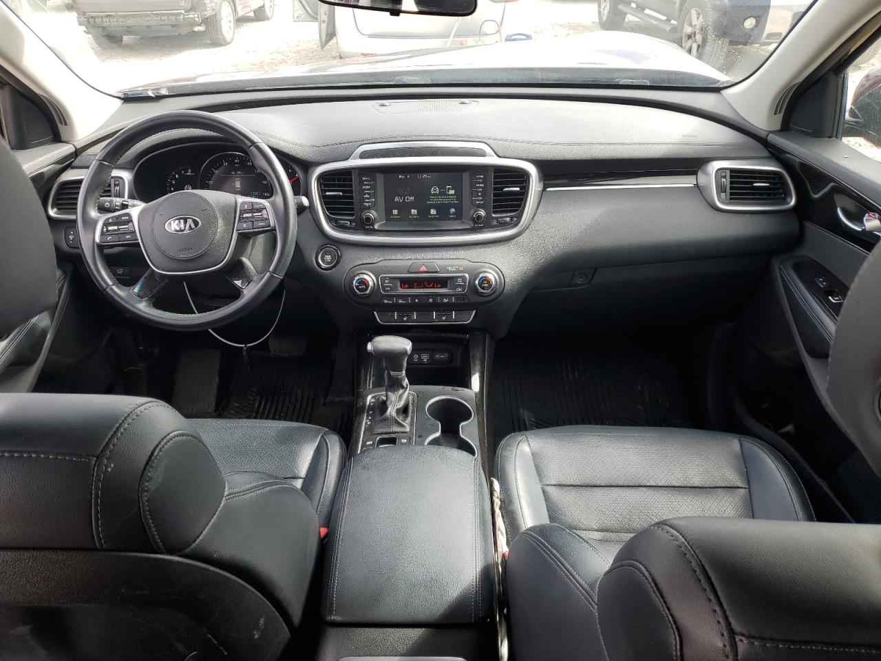 2020 KIA Sorento VIN 5XYPHDA56LG694667 Copart auction photo, front end damage thumbnail 8