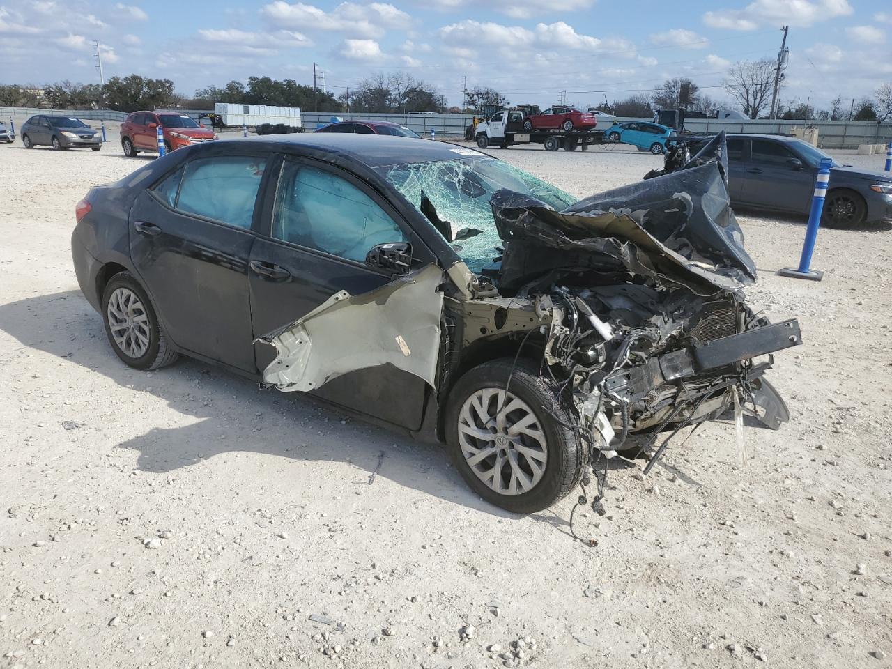 2018 Toyota Corolla VIN 5YFBURHE1JP842077 Copart auction photo, all over damage thumbnail 4