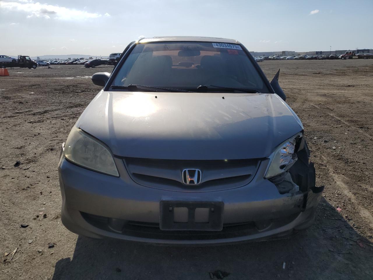 2005 Honda Civic VIN 2HGES25705H526585 Copart auction photo, side / front end damage thumbnail 5