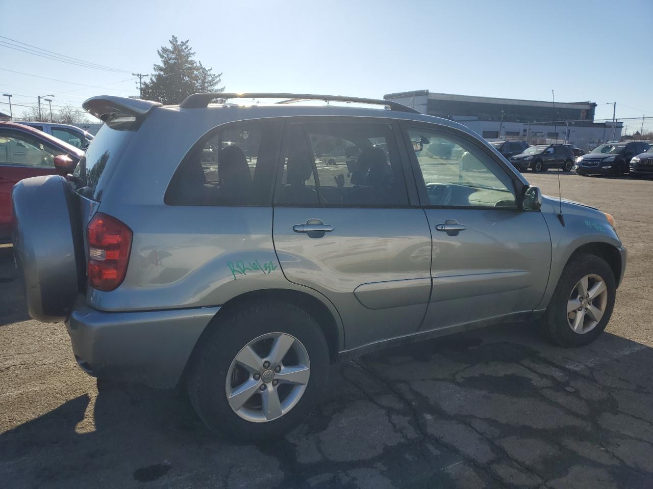 2005 Toyota RAV 4 VIN JTEHD20V450071929 Copart auction photo, front end damage thumbnail 3