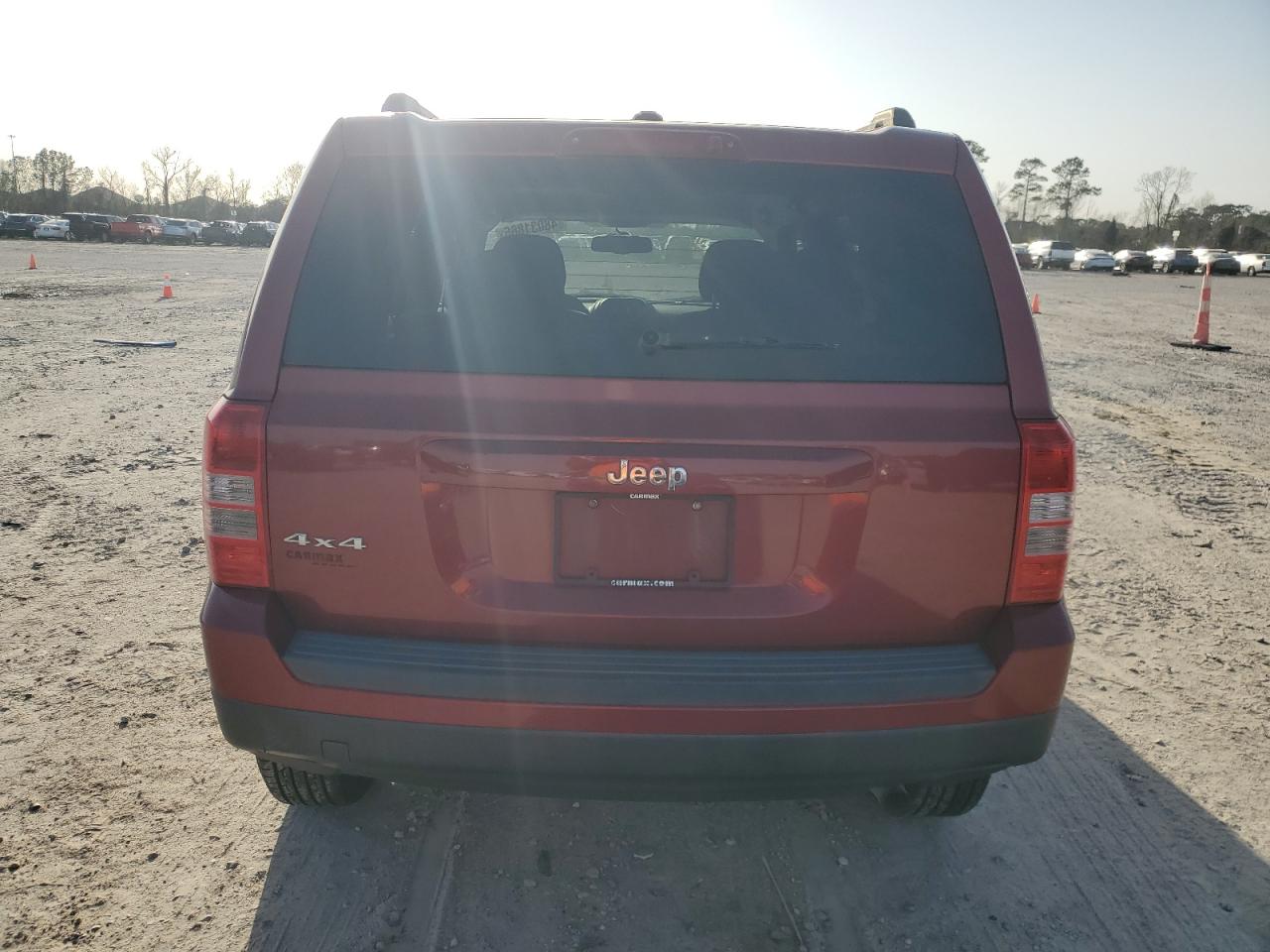 2017 Jeep Liberty (Patriot) VIN 1C4NJRBB2HD104595 Copart auction photo, minor dent/scratches damage thumbnail 6