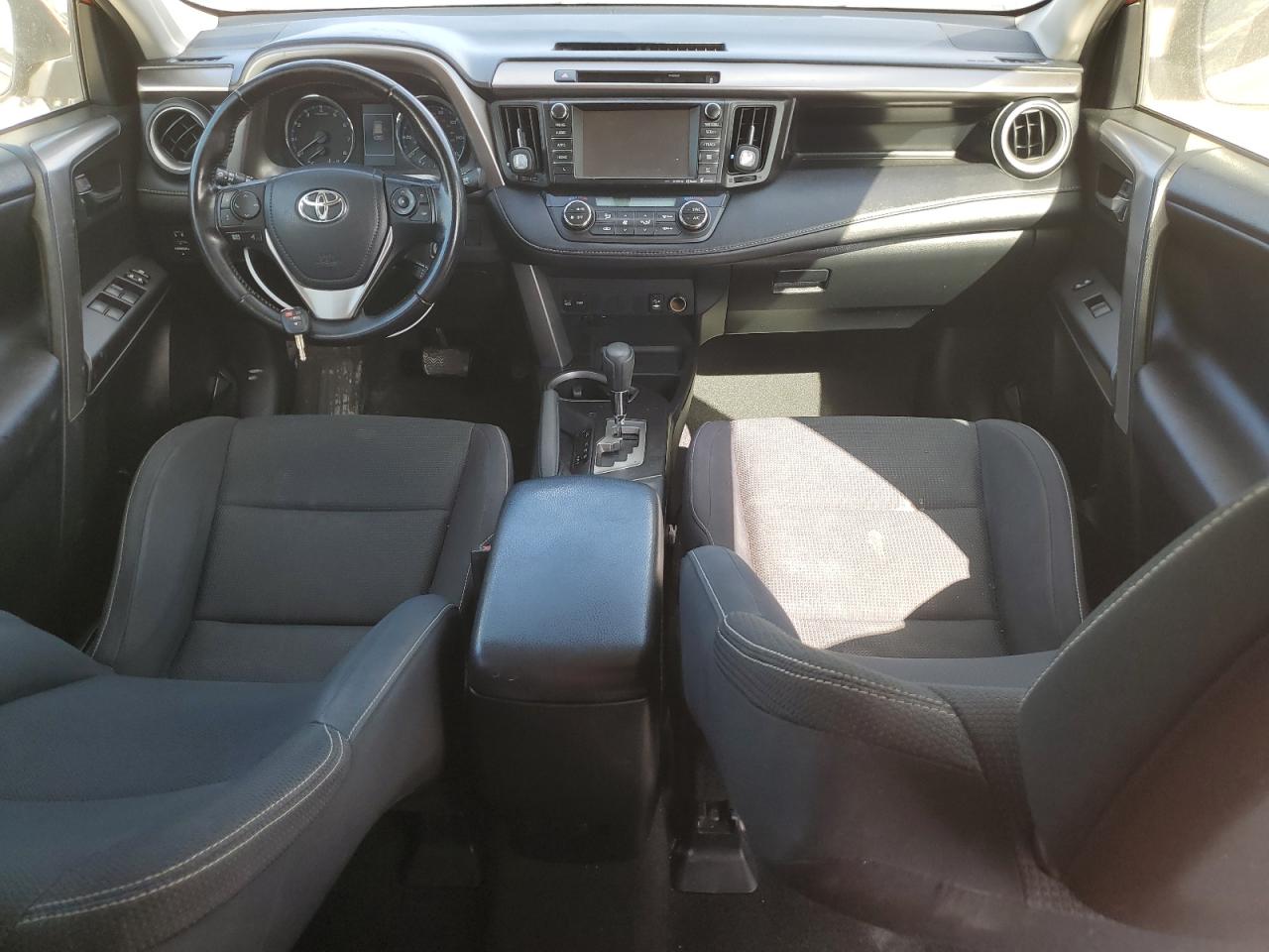 2016 Toyota RAV 4 VIN JTMWFREV9GJ060476 Copart auction photo, rear end / minor dent/scratches damage thumbnail 8