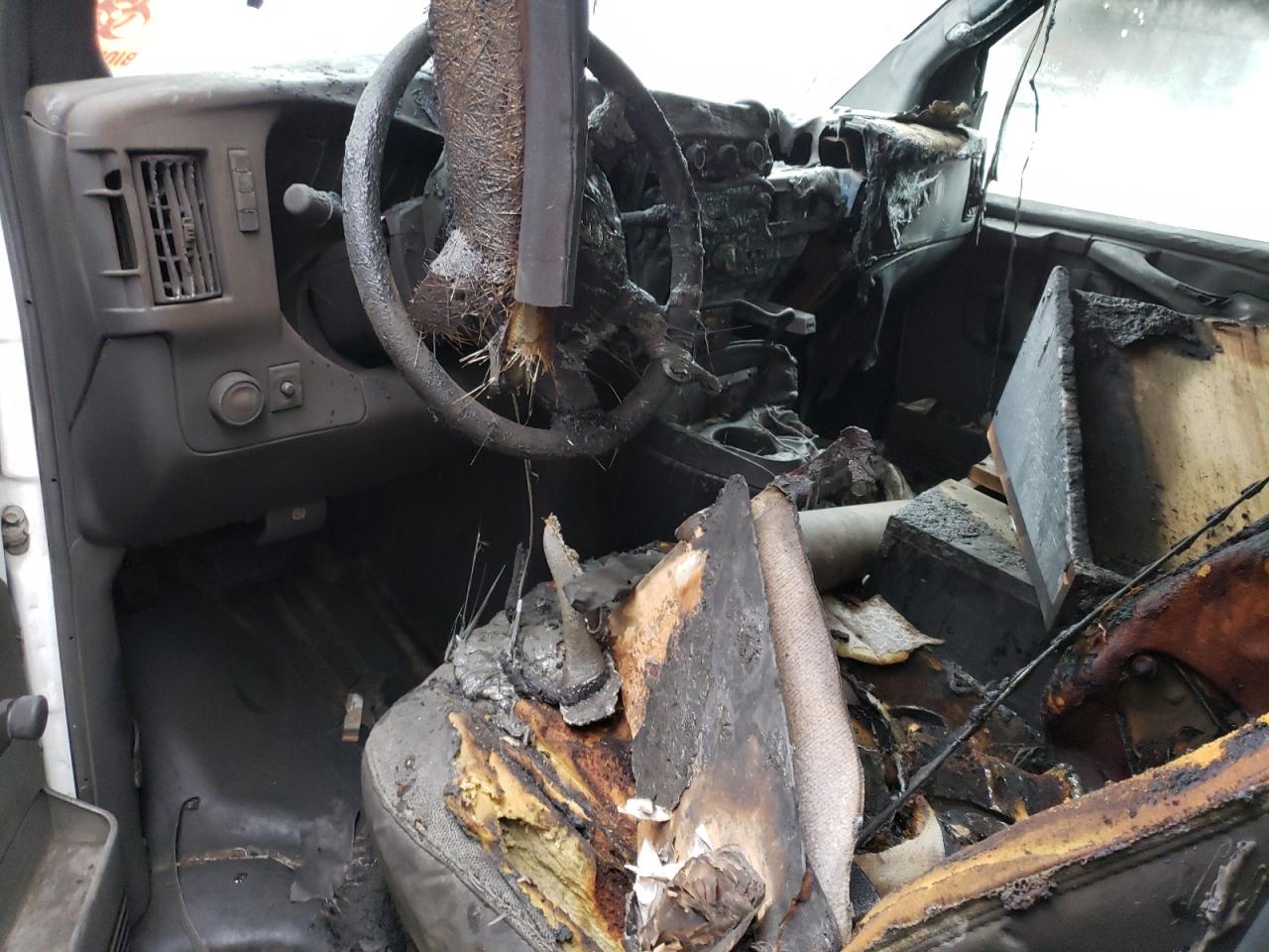 2008 Chevrolet Express VIN 1GBJG31K081151125 Copart auction photo, burn - interior / minor dent/scratches damage thumbnail 8