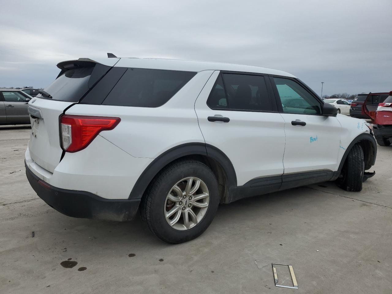 2021 Ford Explorer VIN 1FMSK7BH5MGC45559 Copart auction photo, front end / hail damage thumbnail 3