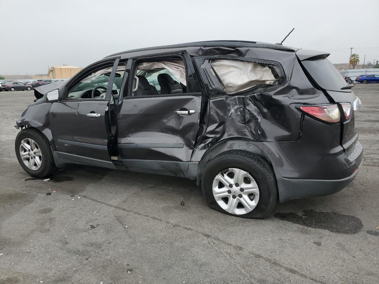 2015 Chevrolet Traverse VIN 1GNKRFED5FJ218748 Copart auction photo, front end / side damage thumbnail 2