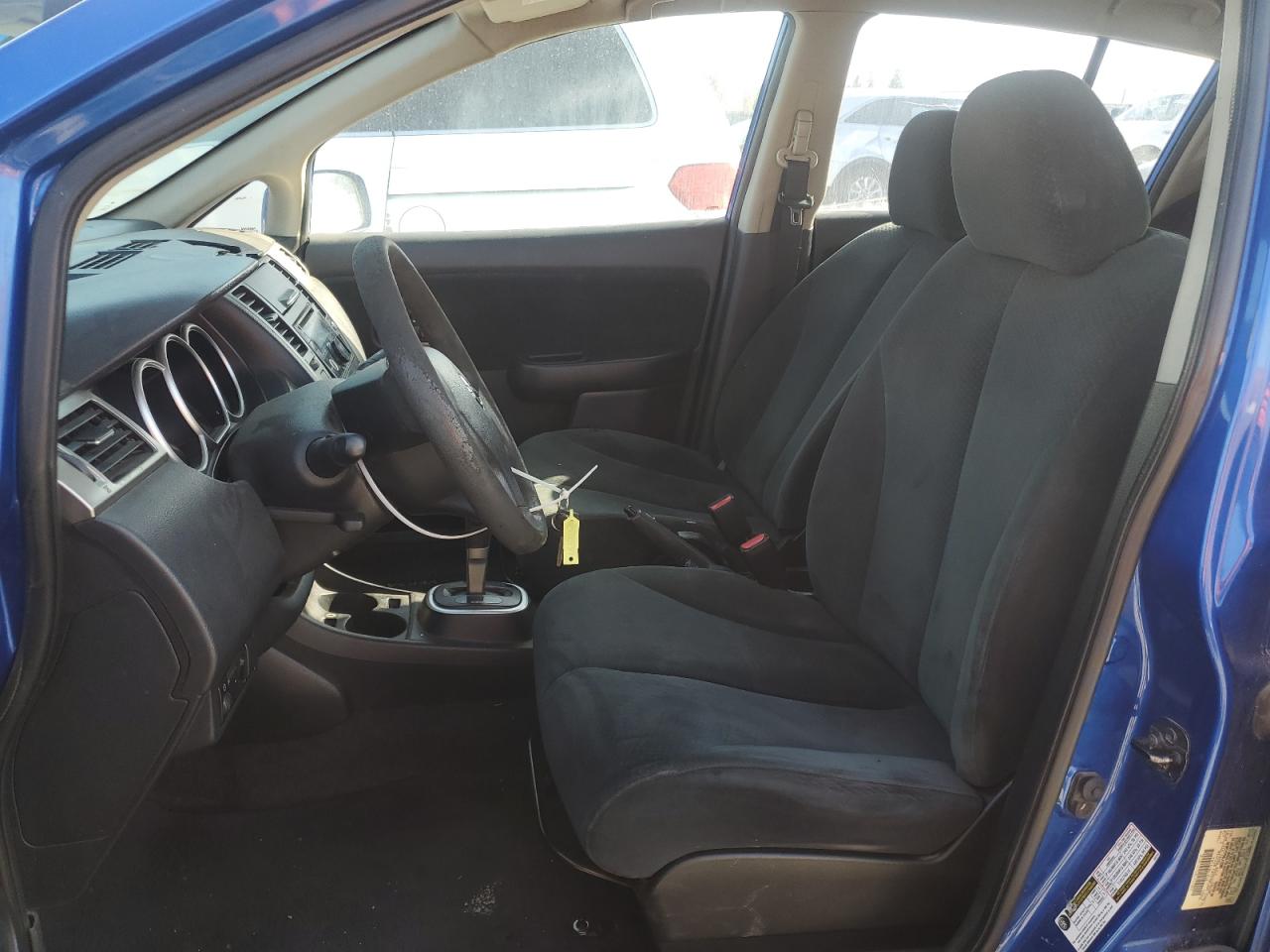 2011 Nissan Versa VIN 3N1BC1CP6BL413385 Copart auction photo, front end / side damage thumbnail 7
