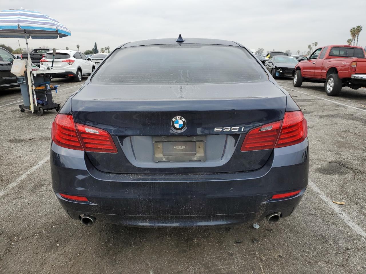 2016 BMW 5er VIN WBA5B1C51GG553123 Copart auction photo, front end / minor dent/scratches damage thumbnail 6