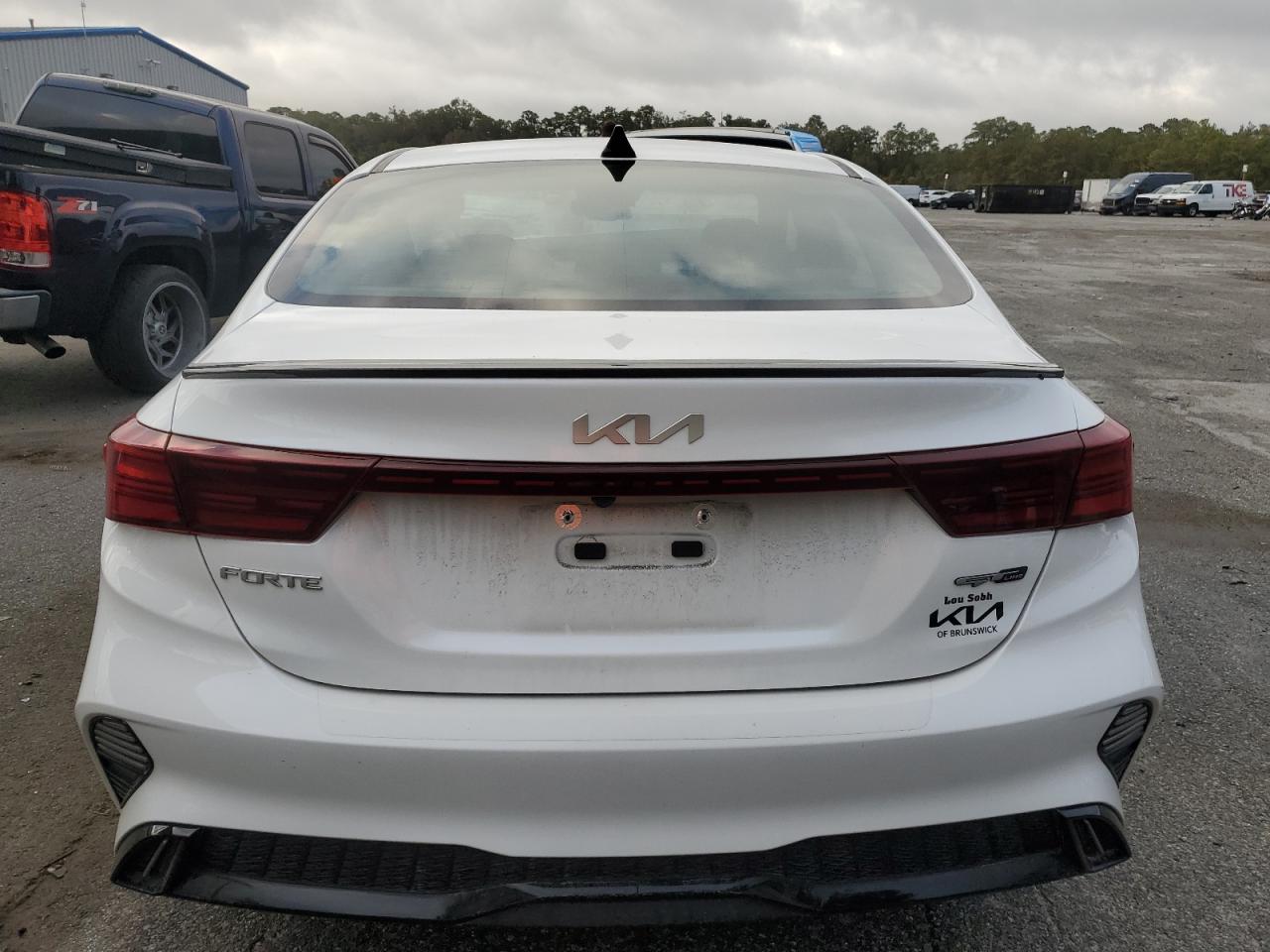2023 KIA Forte VIN 3KPF54AD6PE645130 Copart auction photo, front end / side damage thumbnail 6