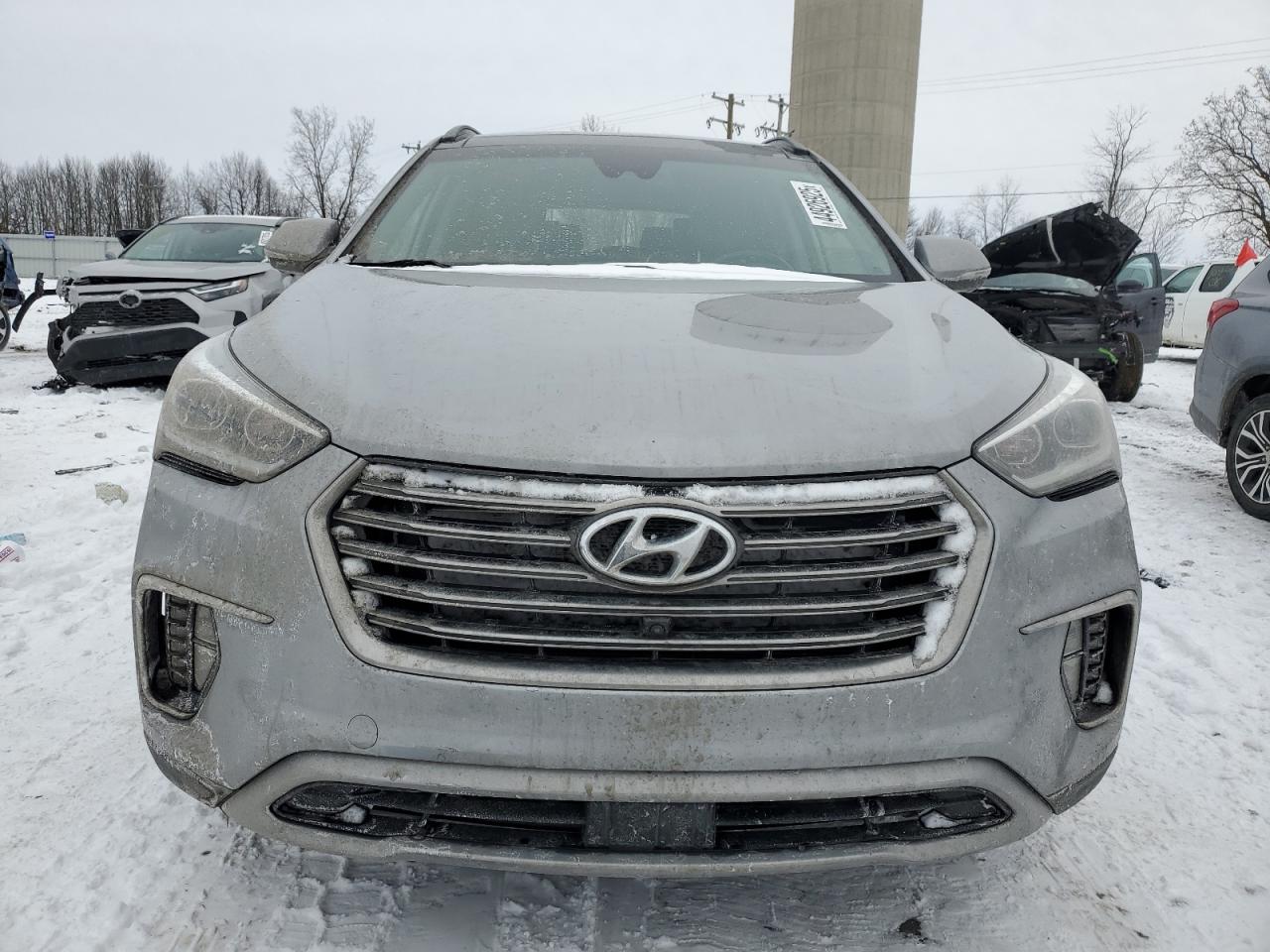 2019 Hyundai Santa Fe VIN KM8SRDHF8KU299792 Copart auction photo, rear end damage thumbnail 5