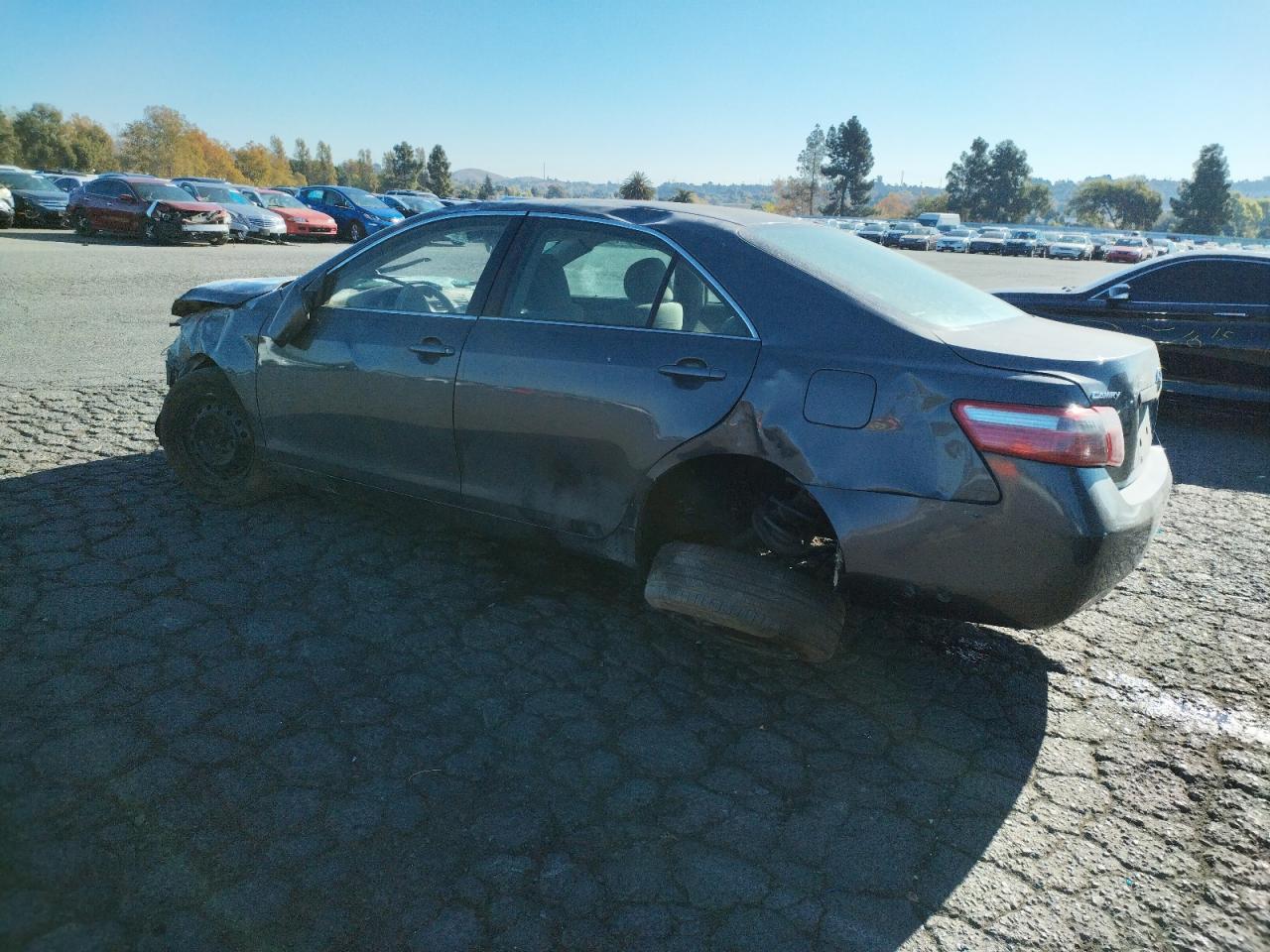 2007 Toyota Camry VIN 4T1BE46K47U606961 Copart auction photo, all over damage thumbnail 2