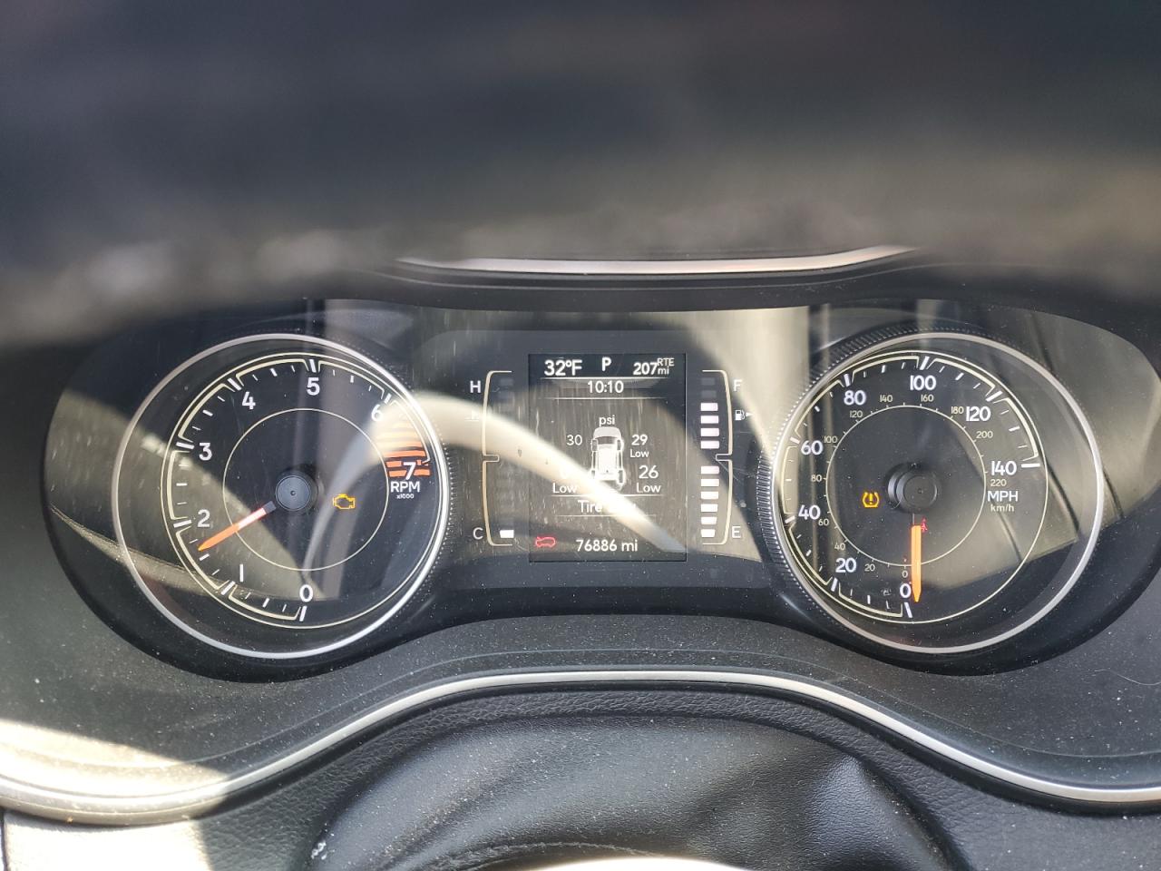 2019 Jeep Grand Cherokee VIN 1C4PJMLB8KD125730 Copart auction photo, undercarriage / rear end damage thumbnail 9