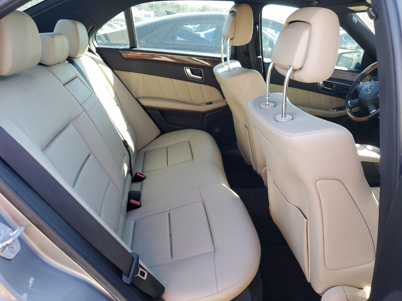 2012 Mercedes-Benz E-klasse VIN WDDHF8JB1CA523211 Copart auction photo, front end / minor dent/scratches damage thumbnail 10