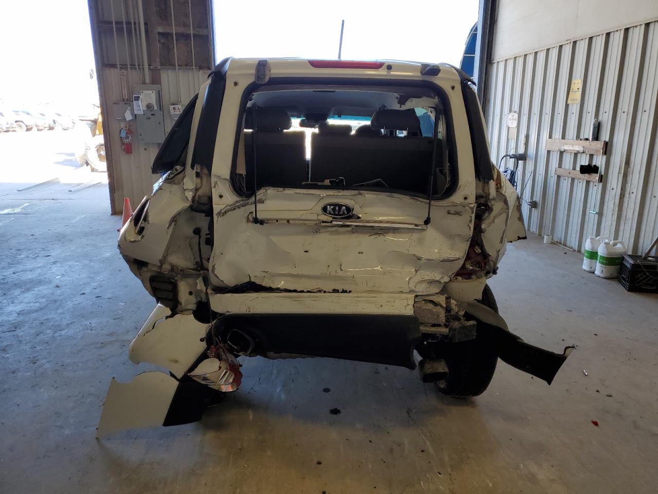 2009 KIA Sportage VIN KNDJF724297574552 Copart auction photo, rear end / undercarriage damage thumbnail 6
