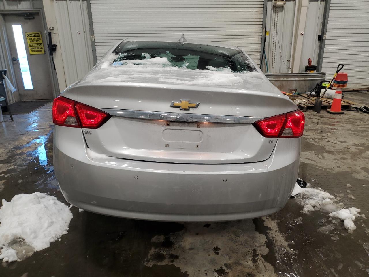 2015 Chevrolet Impala VIN 2G1125S38F9136595 Copart auction photo, undercarriage / front end damage thumbnail 6
