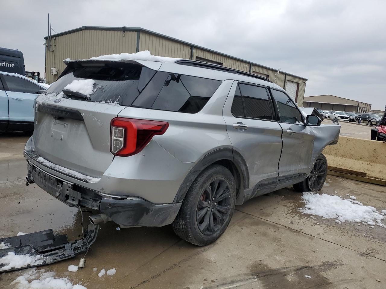 2022 Ford Explorer VIN 1FMSK7KH6NGA27535 Copart auction photo, front end damage thumbnail 3