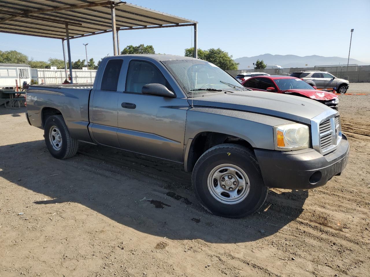 2005 Dodge Dakota VIN 1D7HW22K65S204587 Copart auction photo, front end damage thumbnail 4