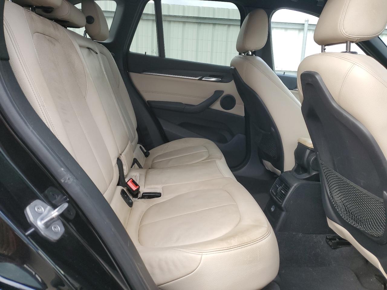 2016 BMW X1 VIN WBXHT3Z31G4A48575 Copart auction photo, front end / side damage thumbnail 10