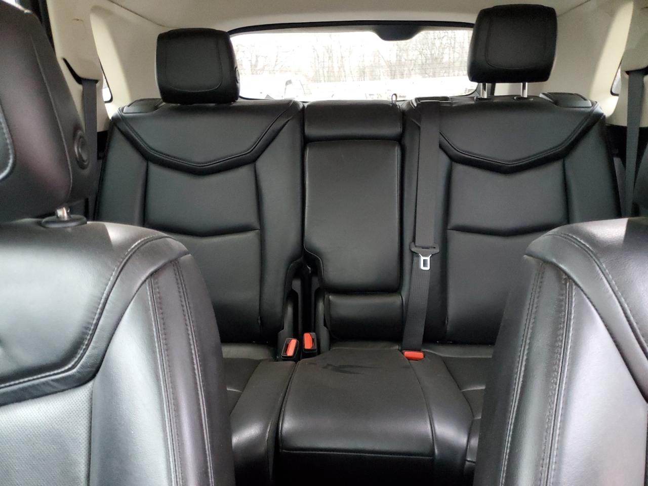 2018 Cadillac XT5 VIN 1GYKNDRSXJZ249354 Copart auction photo, front end / minor dent/scratches damage thumbnail 10