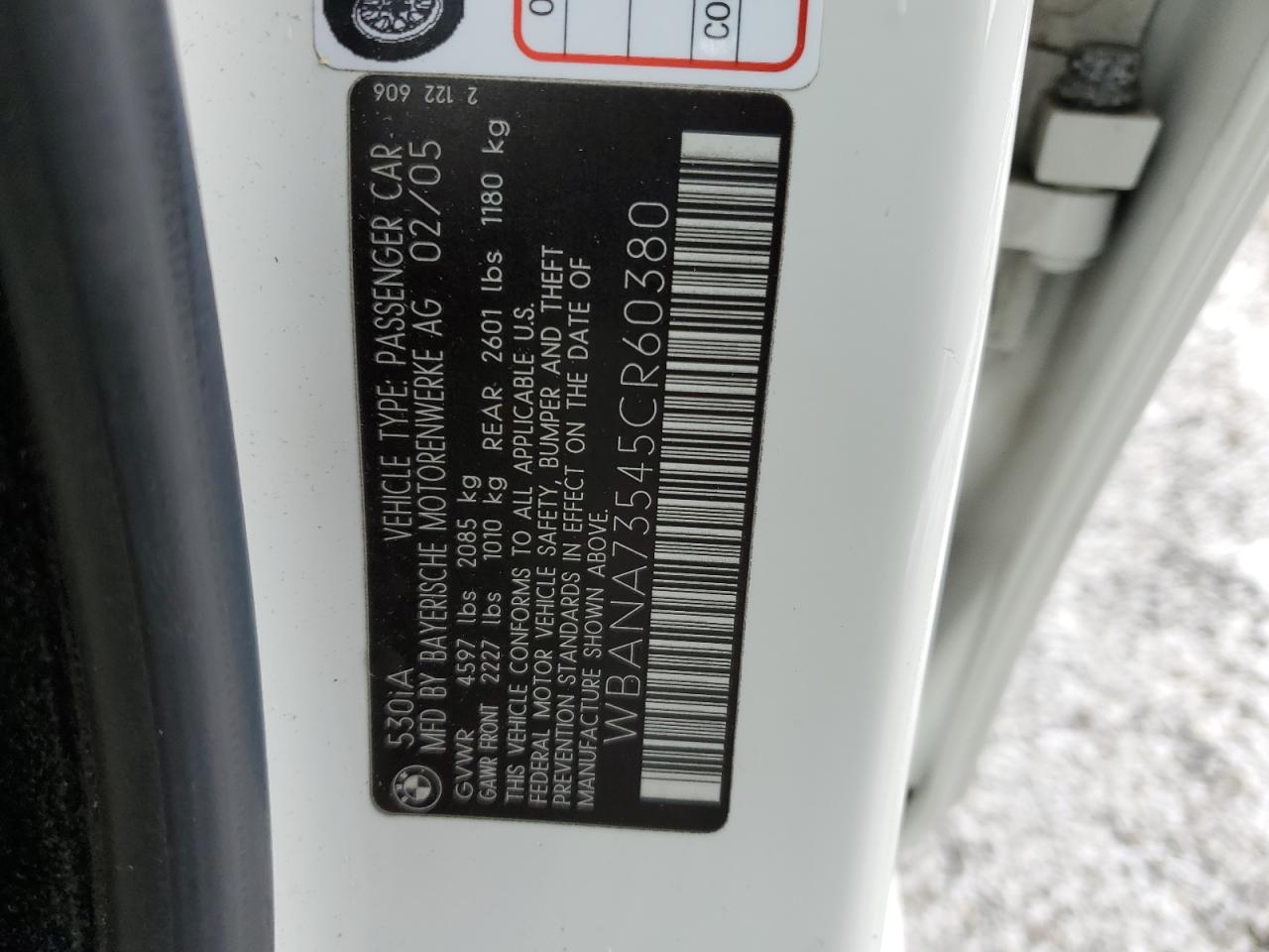 2005 BMW 5er VIN WBANA73545CR60380 Copart auction photo, front end / minor dent/scratches damage thumbnail 12