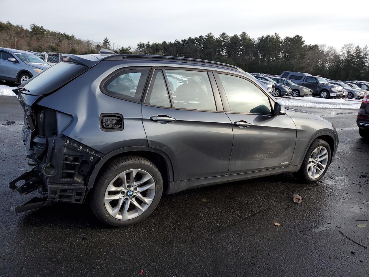 2015 BMW X1 VIN WBAVL1C52FVY26741 Copart auction photo, rear end damage thumbnail 3