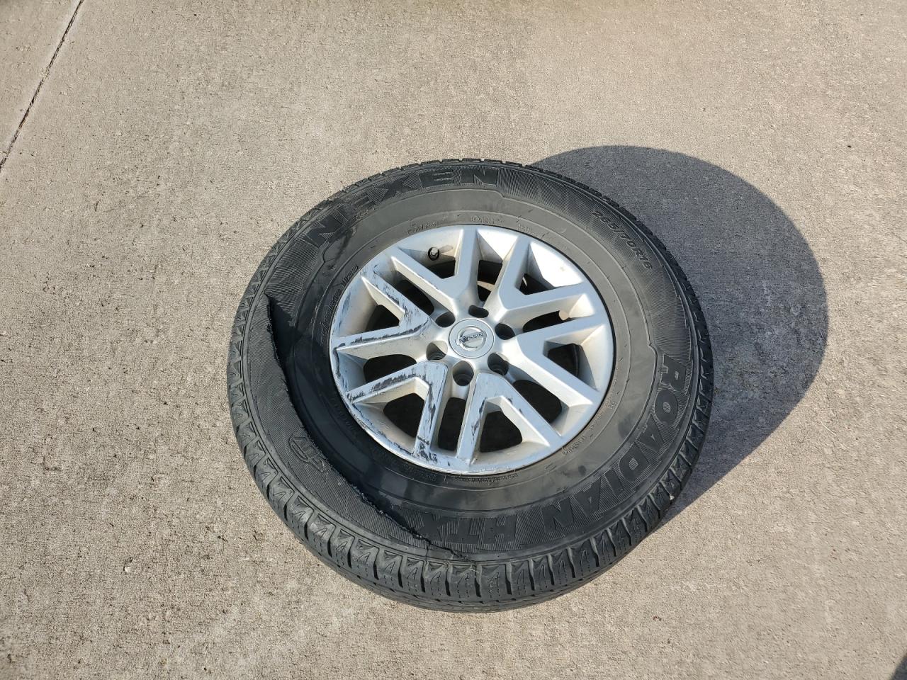 2019 Nissan Navara (Frontier) VIN 1N6AD0ER5KN744552 Copart auction photo, side / front end damage thumbnail 14