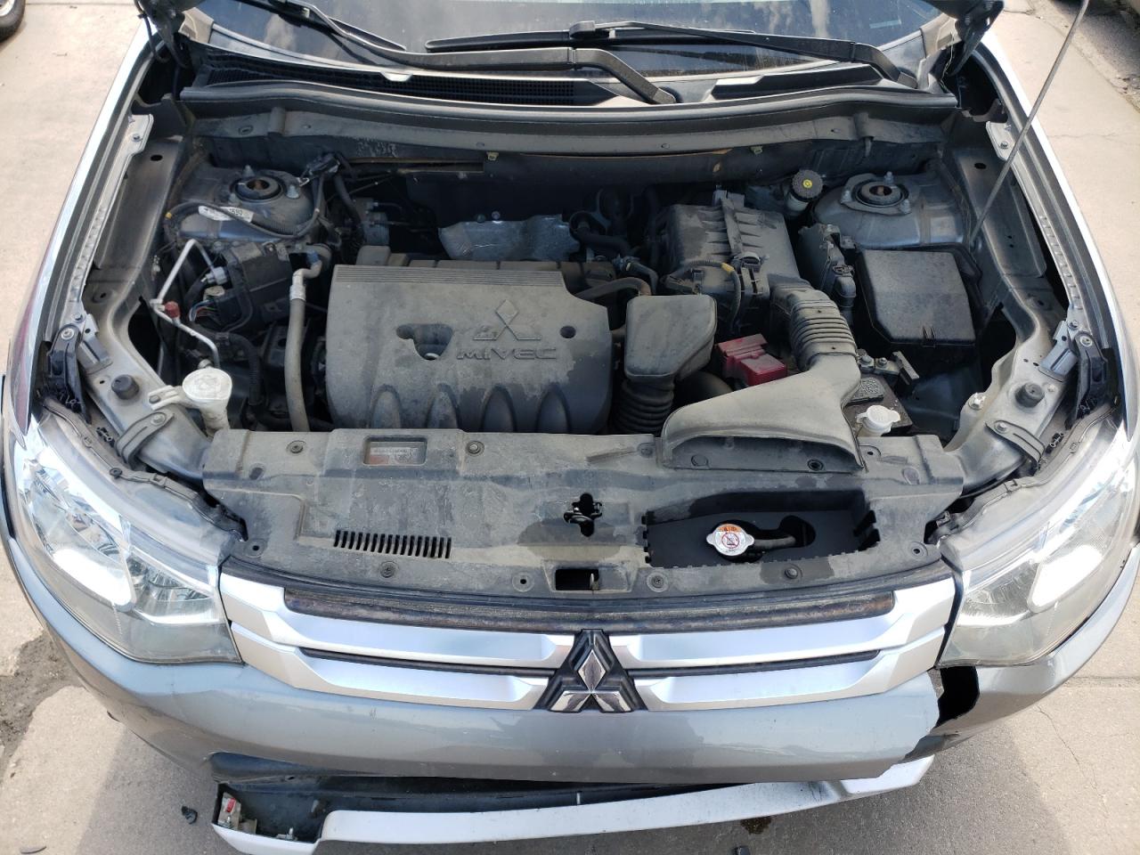 2015 Mitsubishi Outlander VIN JA4AD3A36FZ007049 Copart auction photo, front end / hail damage thumbnail 12