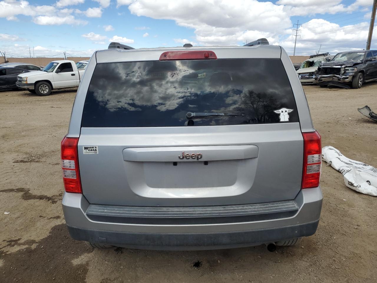 2017 Jeep Liberty (Patriot) VIN 1C4NJPBAXHD118160 Copart auction photo, front end damage thumbnail 6