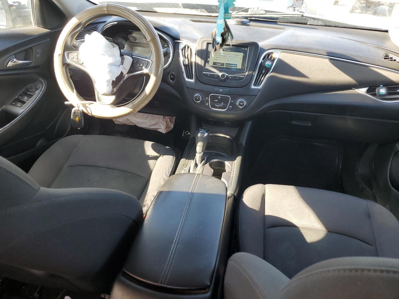 2017 Chevrolet Malibu VIN 1G1ZE5ST0HF256136 Copart auction photo, front end / rear end damage thumbnail 8