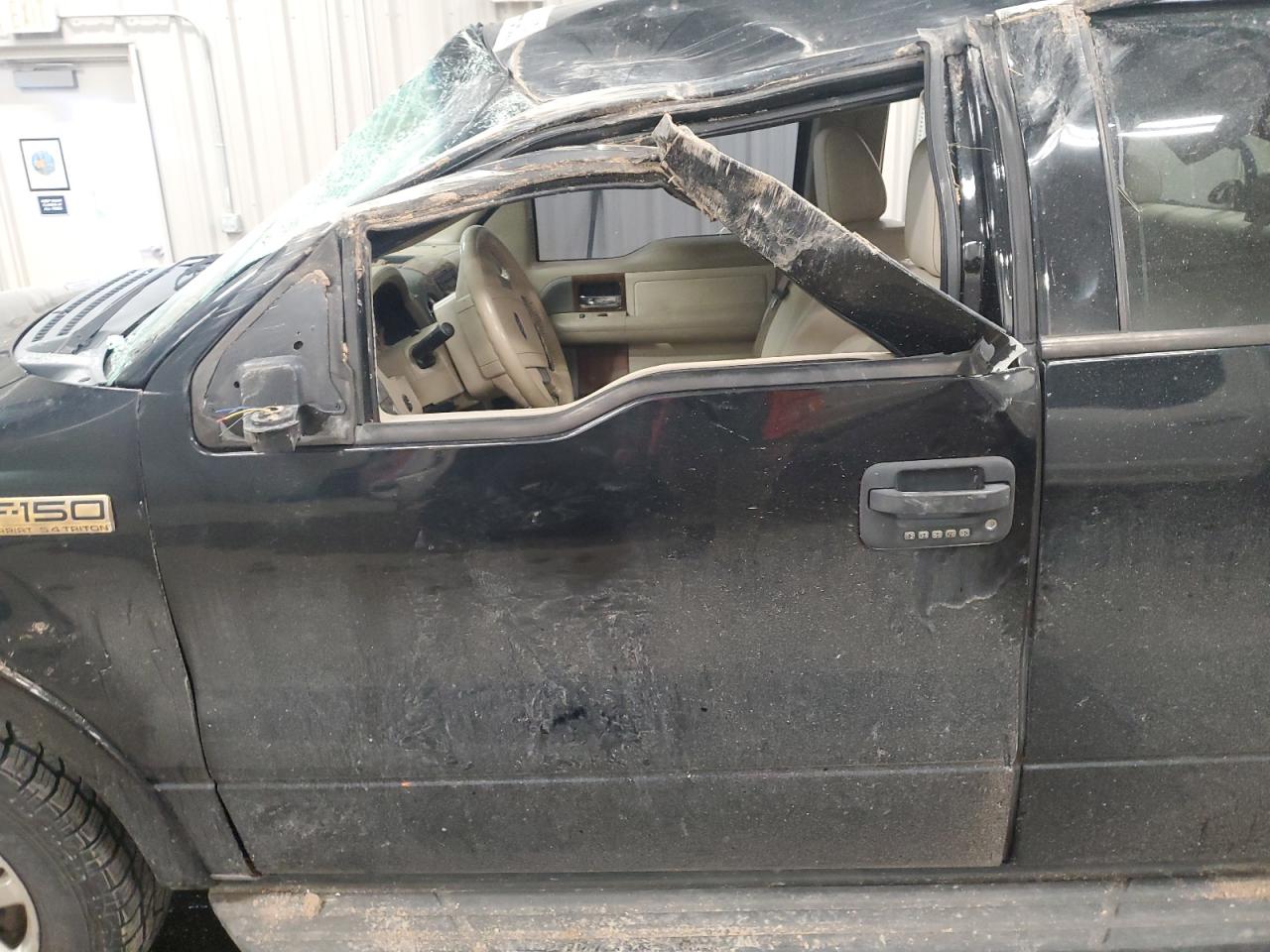 2004 Ford F-150 VIN 1FTPX14544FA01189 Copart auction photo, all over damage thumbnail 7