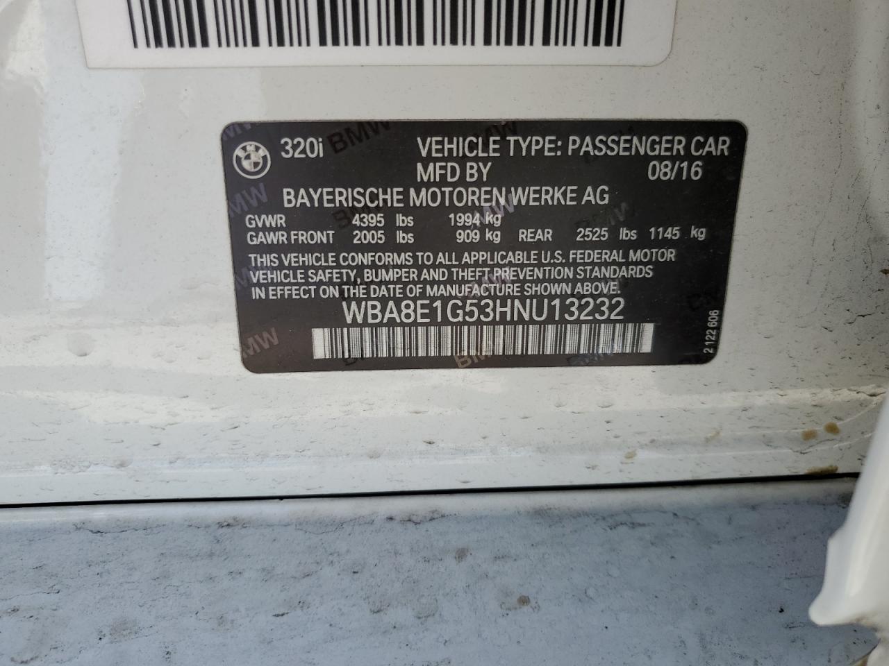 2017 BMW 3er VIN WBA8E1G53HNU13232 Copart auction photo, front end / side damage thumbnail 12