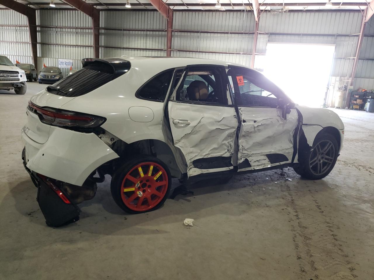 2019 Porsche Macan VIN WP1AA2A55KLB09318 Copart auction photo, side / rear end damage thumbnail 3
