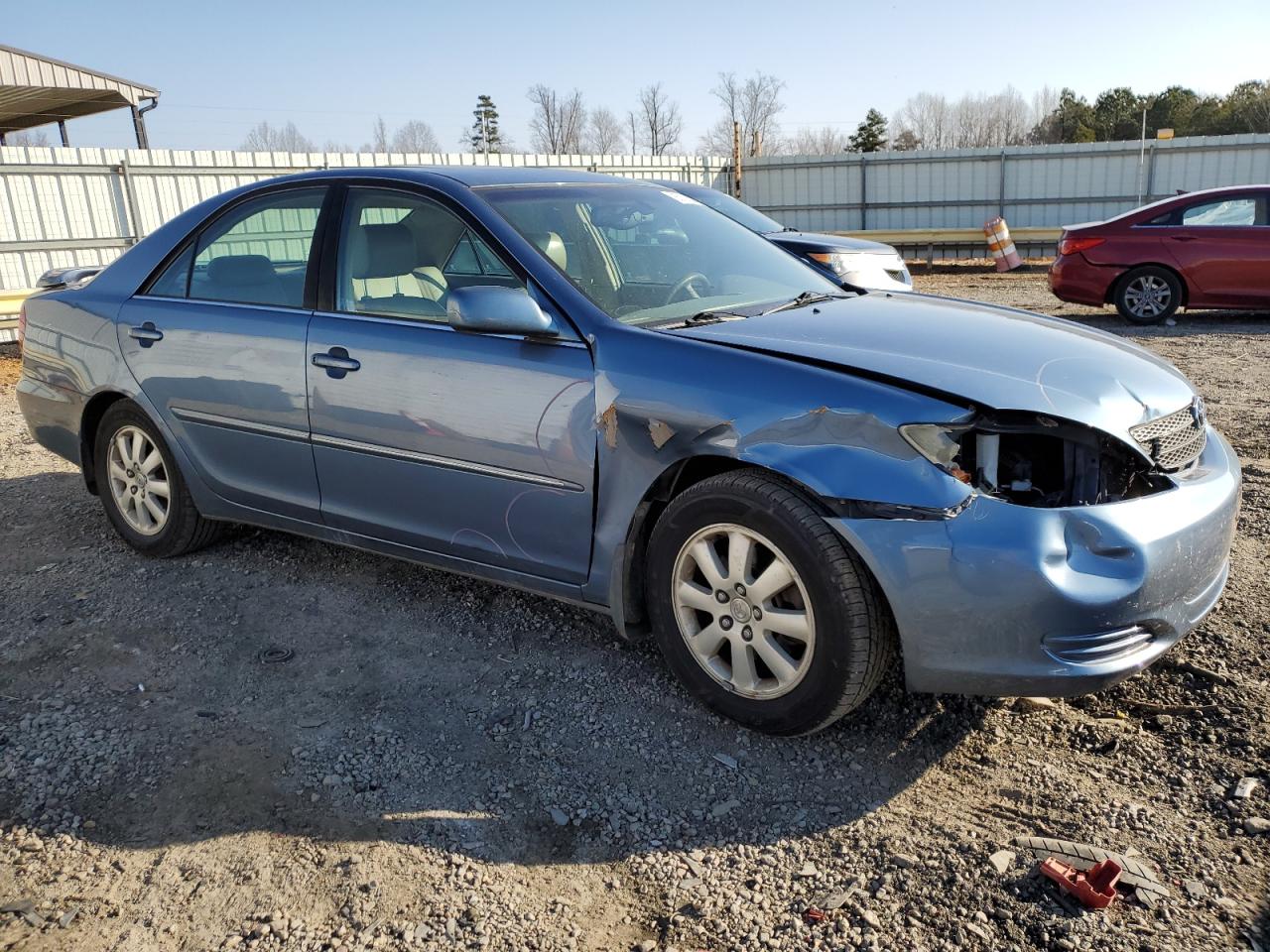 2002 Toyota Camry VIN 4T1BF30K32U537477 Copart auction photo, front end / minor dent/scratches damage thumbnail 4