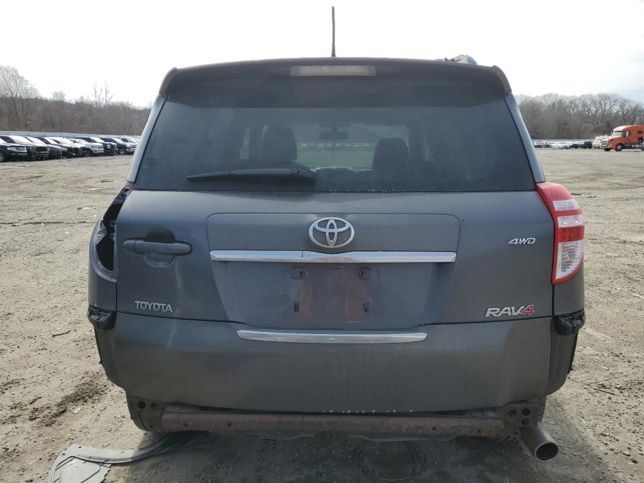 2010 Toyota RAV 4 VIN JTMRK4DV0A5085795 Copart auction photo, side / front end damage thumbnail 6