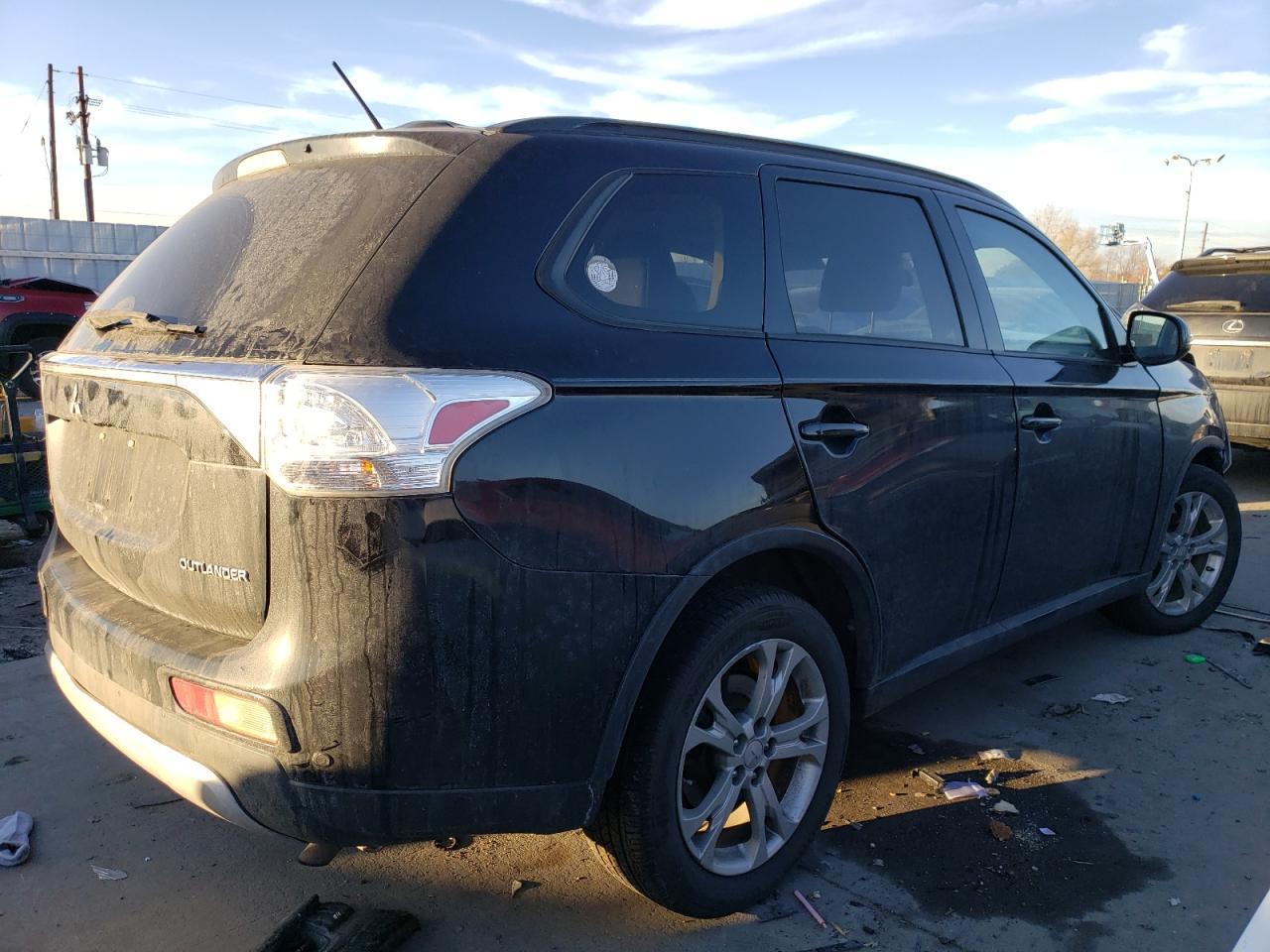 2015 Mitsubishi Outlander VIN JA4AZ3A3XFZ010120 Copart auction photo, front end / undercarriage damage thumbnail 3