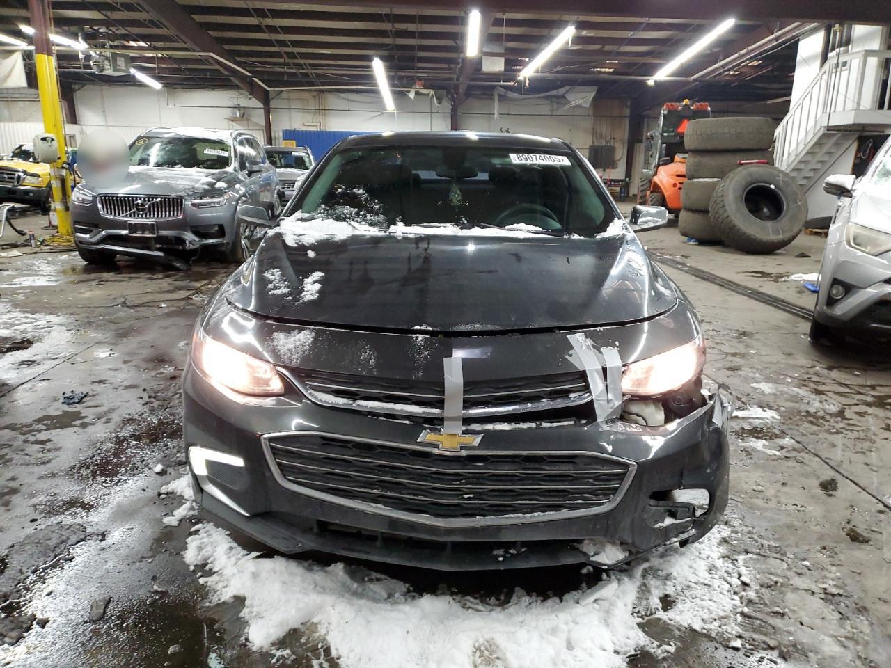 2018 Chevrolet Malibu VIN 1G1ZD5ST3JF141121 Copart auction photo, front end / rear end damage thumbnail 5