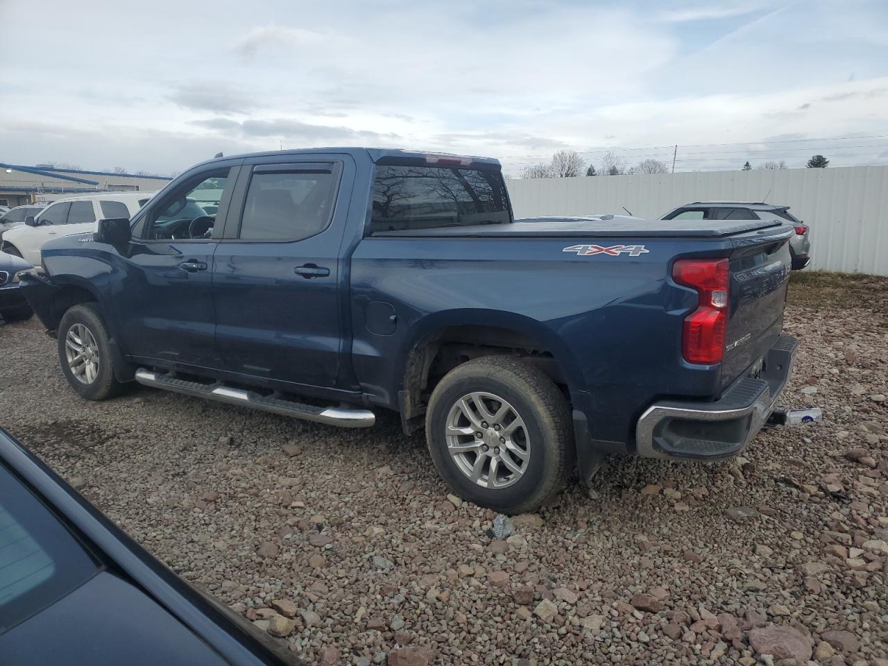 2021 Chevrolet Silverado VIN 3GCPYJEK7MG323728 Copart auction photo, front end / minor dent/scratches damage thumbnail 2