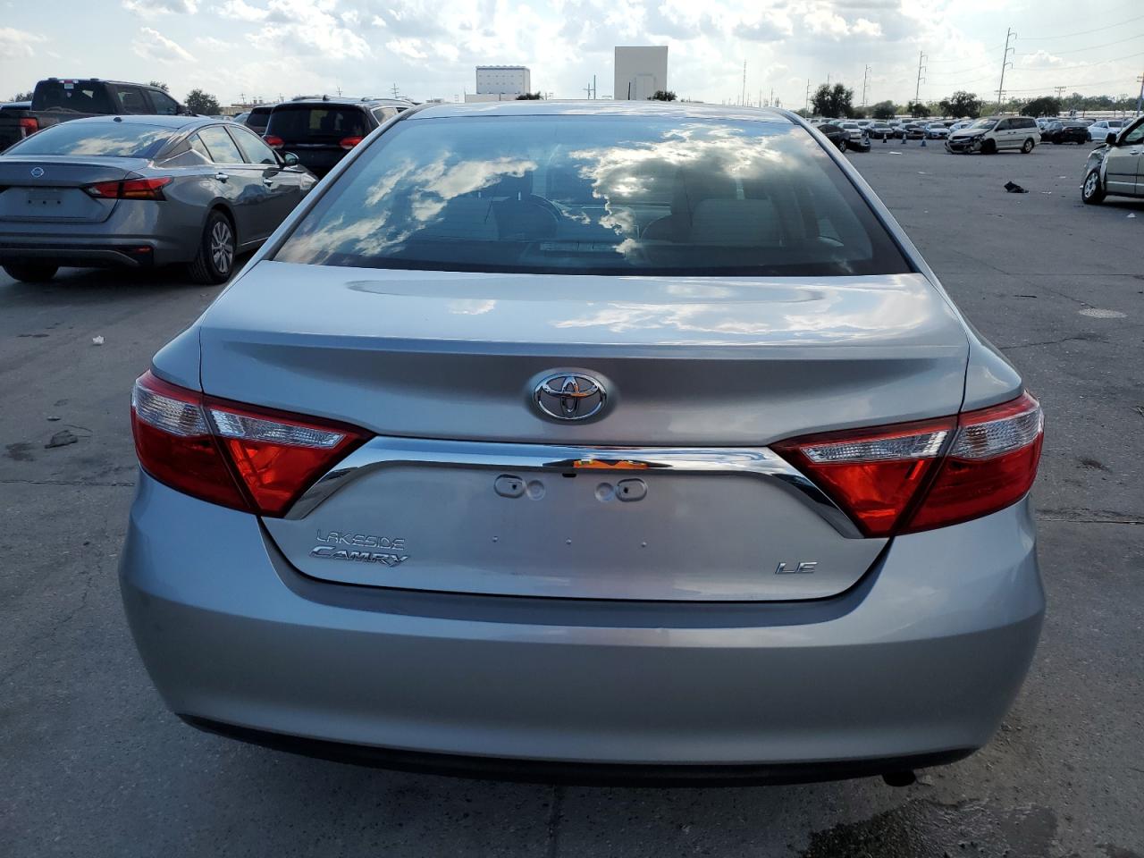 2016 Toyota Camry VIN 4T4BF1FK1GR517091 Copart auction photo, water/flood damage thumbnail 6
